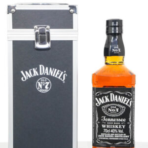 Jack Daniel’s Old No. 7 Tennessee Whiskey – Road Case Gift Pack (700ml)