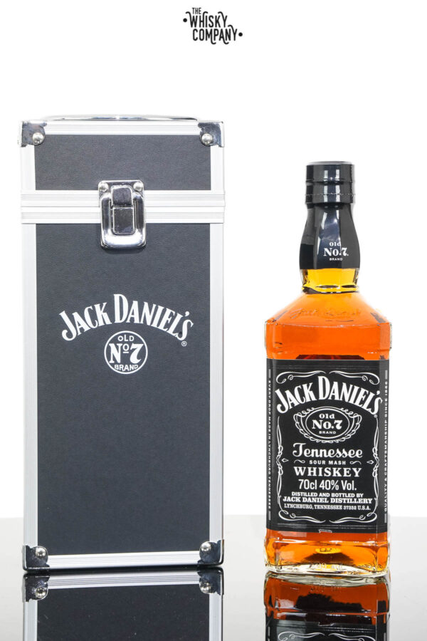 Jack Daniel’s Old No. 7 Tennessee Whiskey – Road Case Gift Pack (700ml)