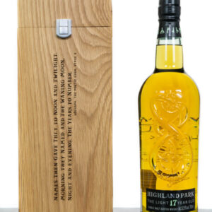 Highland Park 17 Years Old The Light Single Malt Scotch Whisky (700ml) – Damaged Packaging